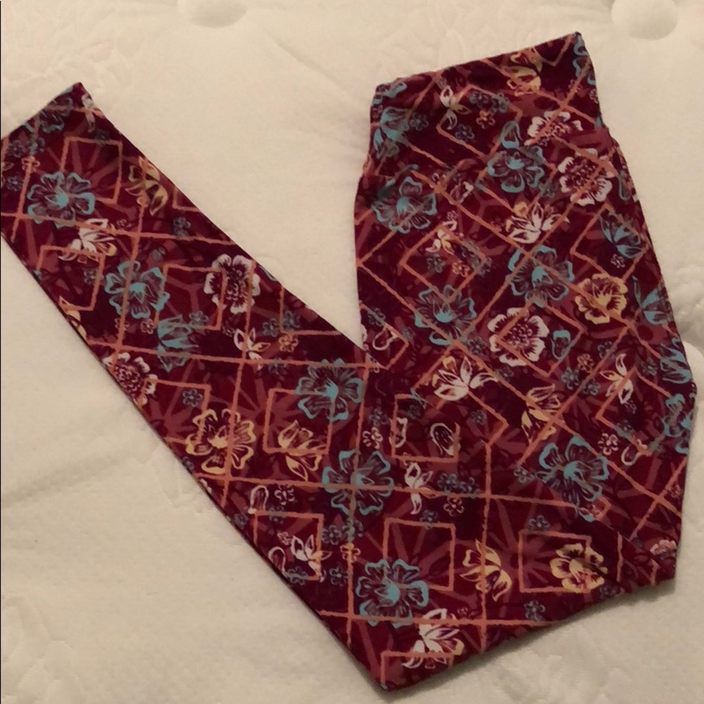 OS floral and geometric LuLaRoe leggings!